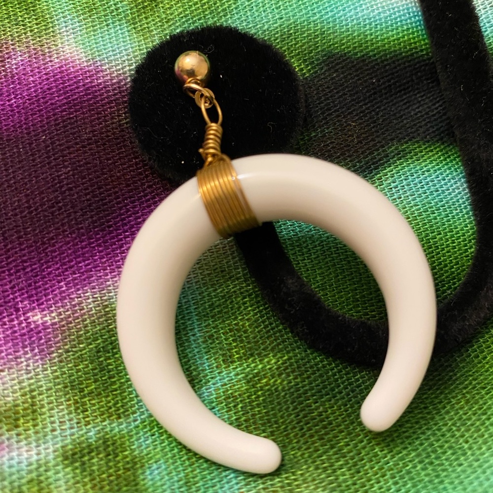 Moon earrings - Picture 3 of 5
